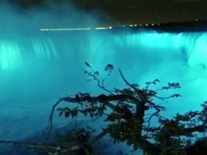 Mikatours Niagara Falls Night Tour-049